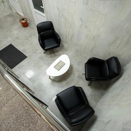 Astar Apartments - Large Rădăuţi Esterno foto