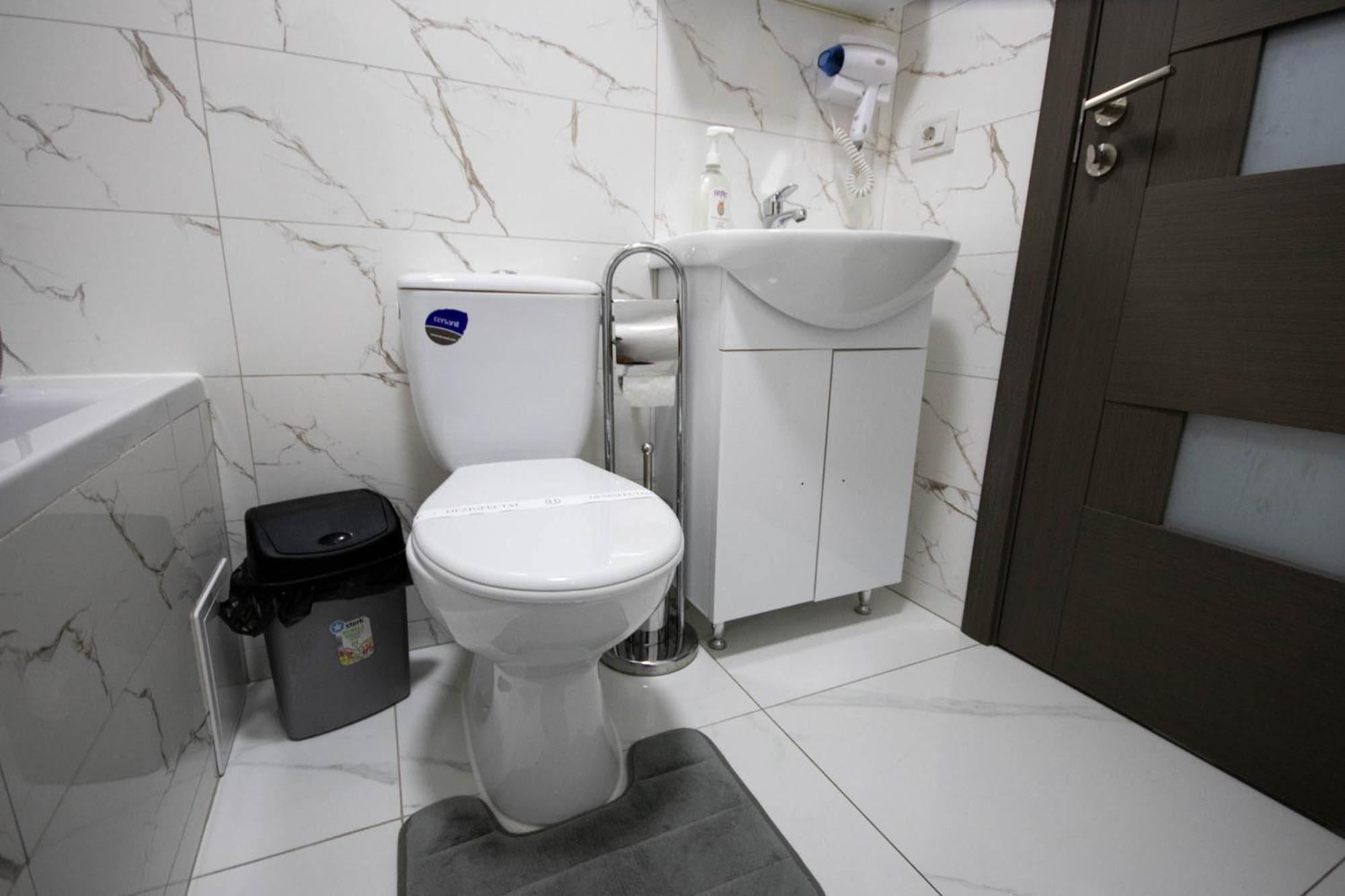 Astar Apartments - Large Rădăuţi Esterno foto